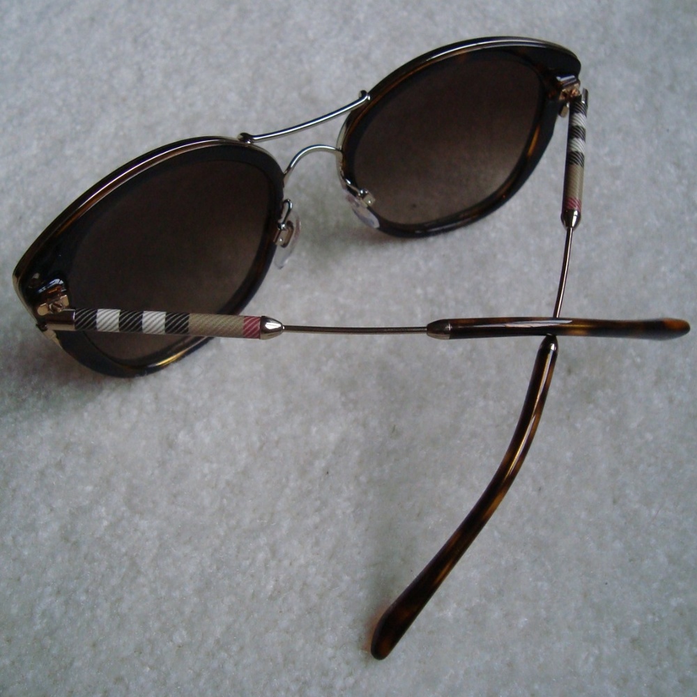 Worn once. Burberry B 4251-Q Cat Eye Sunglasses - Picture 2 of 6